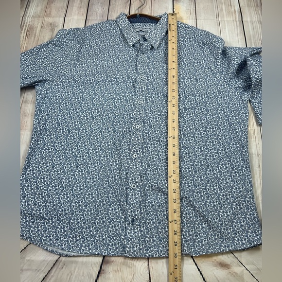 Nick Graham Everywhere Blue and White Paisley Button Down Shirt. Size 18-18.5 - Picture 7 of 8